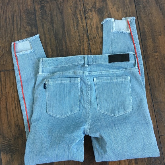 Parker Smith | Skinny Step-Hem Mid-Rise stripe Jeans - Picture 13 of 13